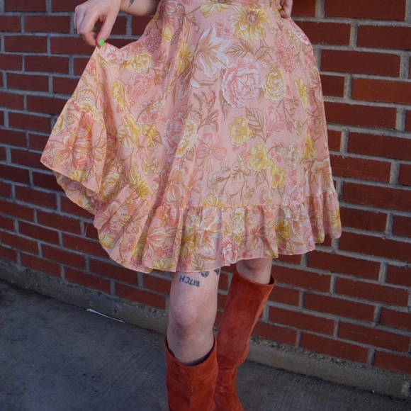 70s Pink & Yellow Floral Ruffle Dress - Picture 2 of 7